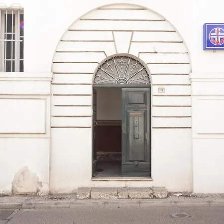 Palazzo D'ambrosio * Taviano (Lecce)